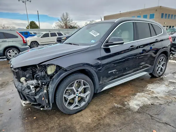 WBXHU7C30J5H40390 2018 BMW X1 - Image 1