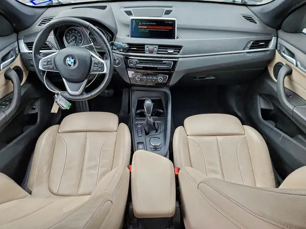 WBXHU7C30J5H40390 2018 BMW X1 - Image 8