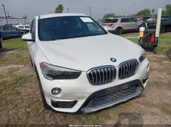 WBXHU7C30J5H43158 2018 BMW X1