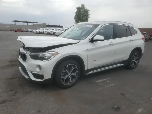 WBXHU7C30J5H44830 2018 BMW X1 - Image 1