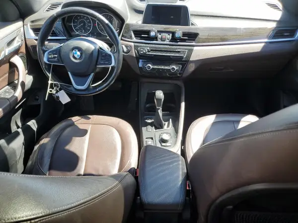 WBXHU7C30J5H44830 2018 BMW X1 - Image 8