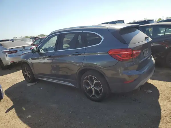 WBXHU7C30J5L05656 2018 BMW X1 - Image 2