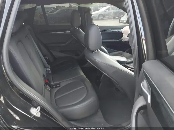 WBXHU7C30J5L08458 2018 BMW X1 - Image 8