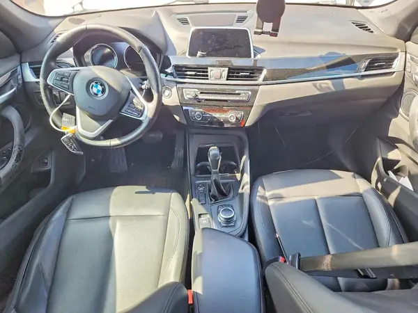 WBXHU7C30J5L09402 2018 BMW X1 - Image 8