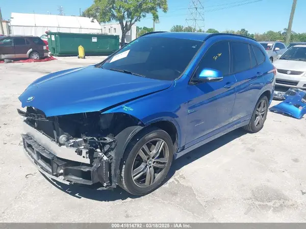 WBXHU7C31H5H33281 2017 BMW X1 - Image 2
