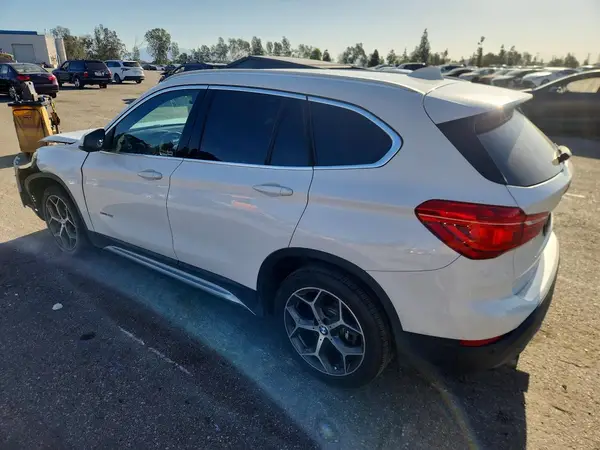 WBXHU7C31H5H33362 2017 BMW X1 - Image 2