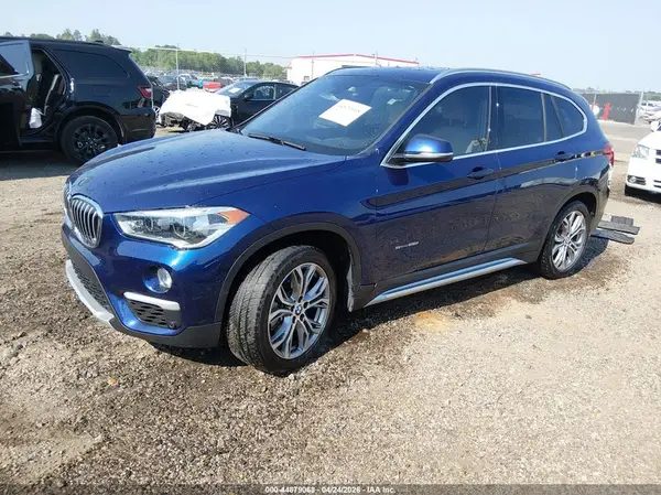WBXHU7C31H5H33894 2017 BMW X1 - Image 2
