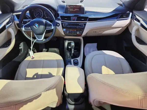 WBXHU7C31H5H34978 2017 BMW X1 - Image 8