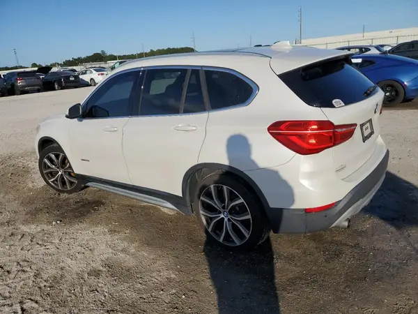 WBXHU7C31H5H35984 2017 BMW X1 - Image 2