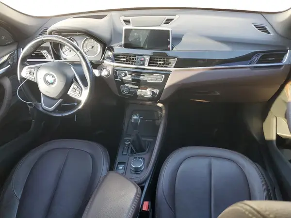 WBXHU7C31H5H35984 2017 BMW X1 - Image 8