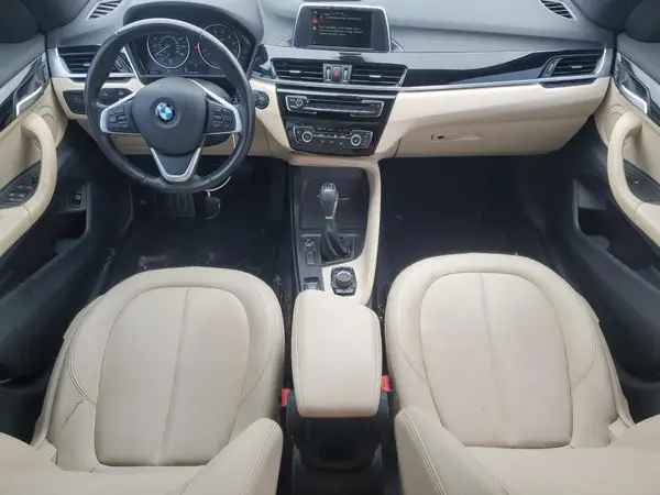 WBXHU7C31H5H36102 2017 BMW X1 - Image 8