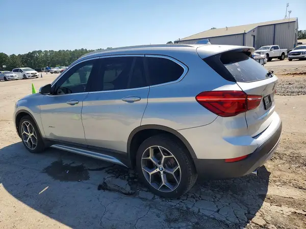 WBXHU7C31H5H36309 2017 BMW X1 - Image 2