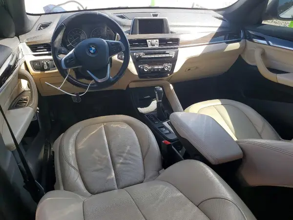 WBXHU7C31H5H36309 2017 BMW X1 - Image 8