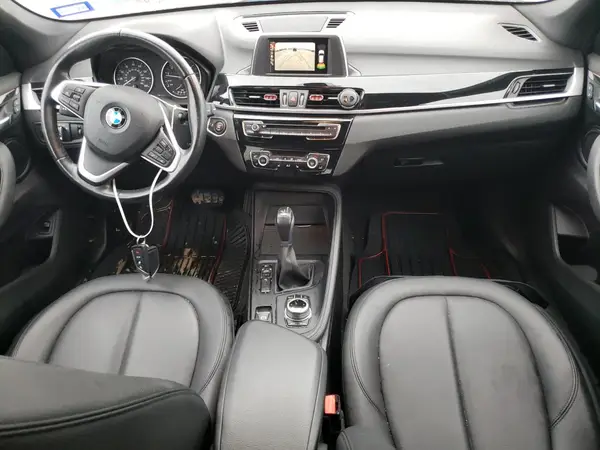 WBXHU7C31H5H37573 2017 BMW X1 - Image 8