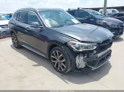 WBXHU7C31H5H37699 2017 BMW X1