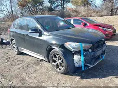 WBXHU7C31H5H37962 2017 BMW X1