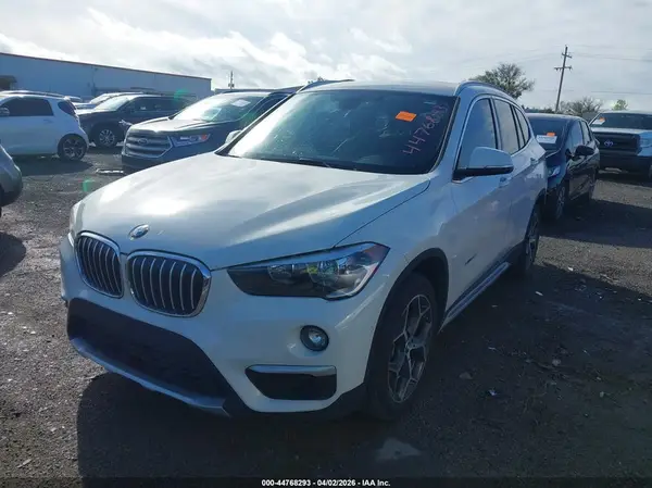 WBXHU7C31H5H38089 2017 BMW X1 - Image 2