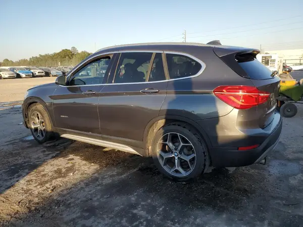 WBXHU7C31HP925253 2017 BMW X1 - Image 2
