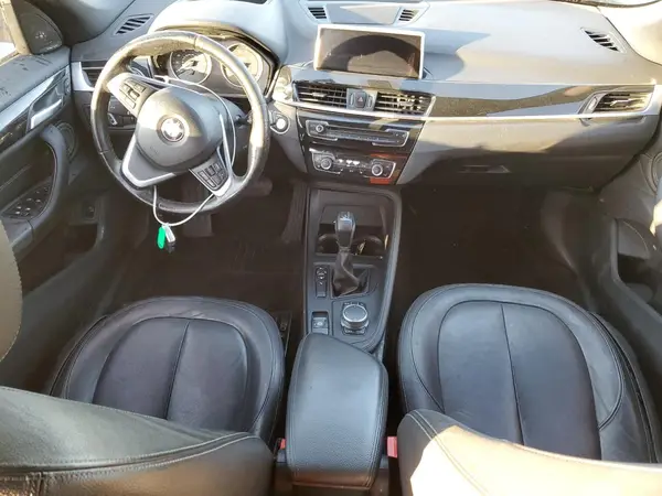 WBXHU7C31HP925253 2017 BMW X1 - Image 8
