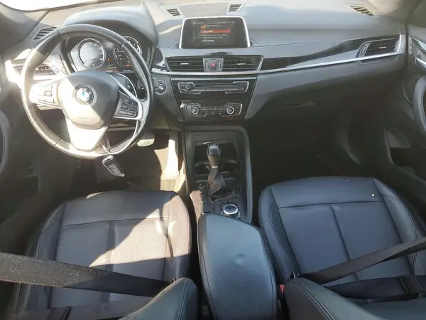 WBXHU7C31J3F04553 2018 BMW X1 - Image 8