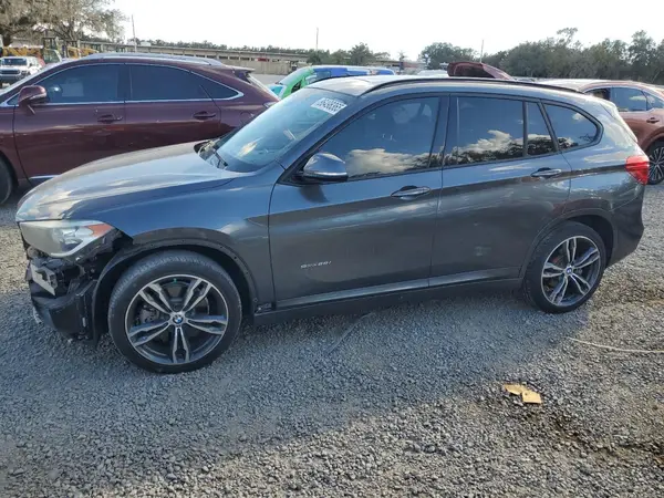 WBXHU7C31J5H39474 2018 BMW X1 - Image 1