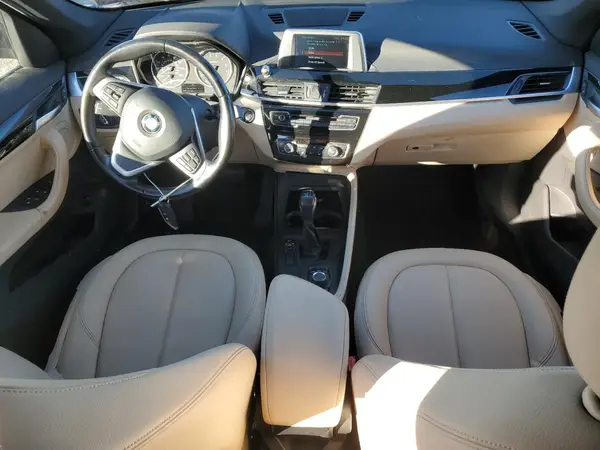 WBXHU7C31J5H39684 2018 BMW X1 - Image 8