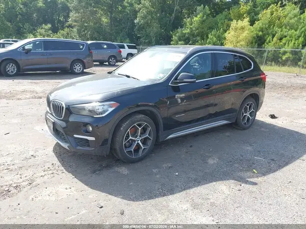 WBXHU7C31J5H41225 2018 BMW X1 - Image 2