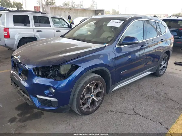 WBXHU7C31J5H42262 2018 BMW X1 - Image 2