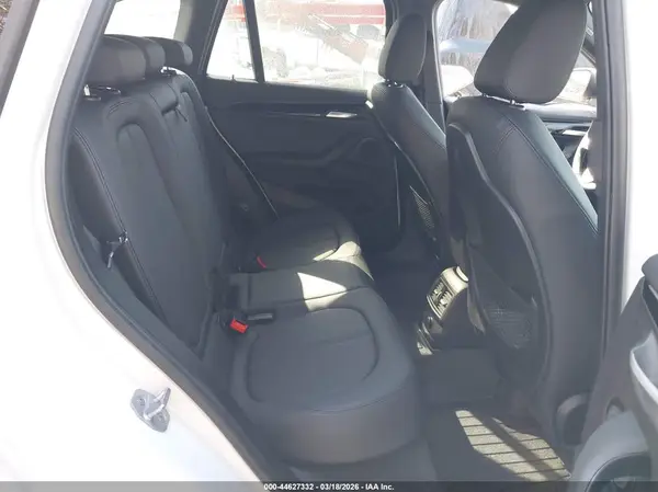 WBXHU7C31J5L05617 2018 BMW X1 - Image 8