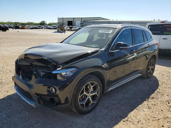 WBXHU7C31J5L06699 2018 BMW X1 - Image 1