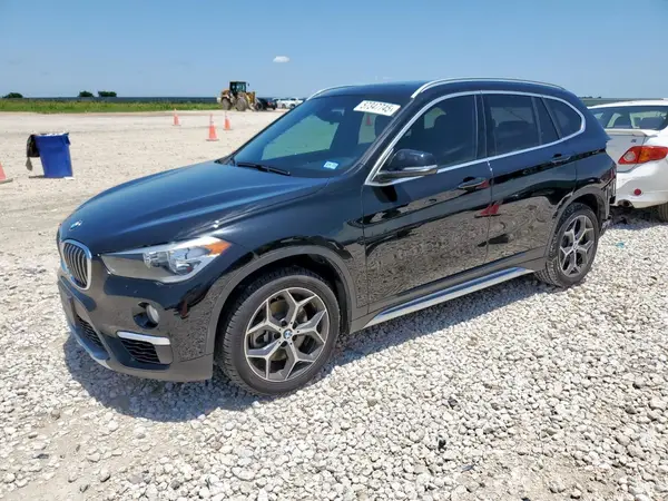 WBXHU7C31J5L07478 2018 BMW X1 - Image 1