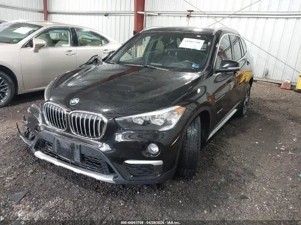 WBXHU7C32H5H35685 2017 BMW X1 - Image 2