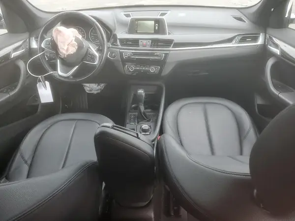 WBXHU7C32H5H37758 2017 BMW X1 - Image 8