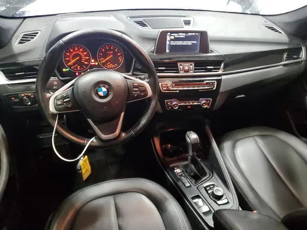 WBXHU7C32H5H38022 2017 BMW X1 - Image 8