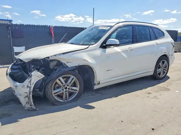 WBXHU7C32HSH37551 2017 BMW X1 - Image 1