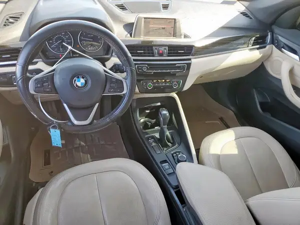 WBXHU7C32J5H39676 2018 BMW X1 - Image 8