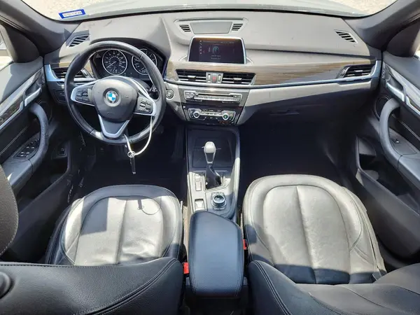 WBXHU7C32J5H40164 2018 BMW X1 - Image 8