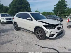 WBXHU7C32J5H40701 2018 BMW X1