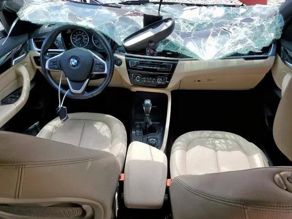 WBXHU7C32J5H41038 2018 BMW X1 - Image 8