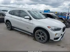 WBXHU7C32J5H42593 2018 BMW X1