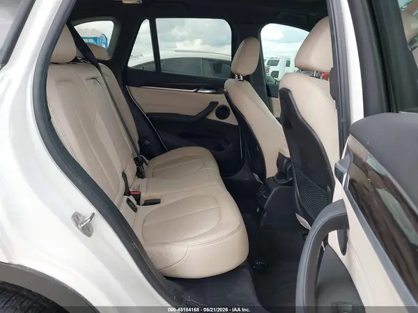 WBXHU7C32J5H42593 2018 BMW X1 - Image 8
