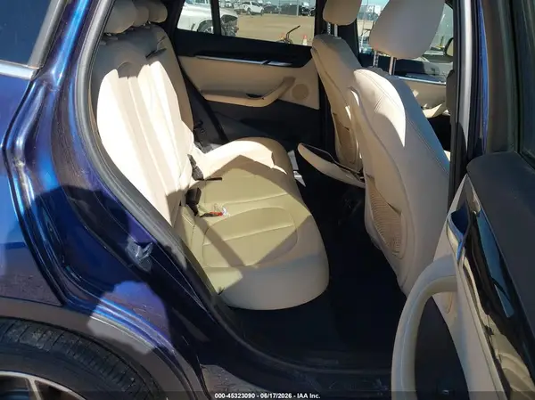 WBXHU7C32J5H44523 2018 BMW X1 - Image 8