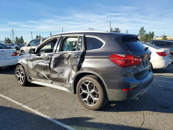 WBXHU7C32J5H44893 2018 BMW X1 - Image 2