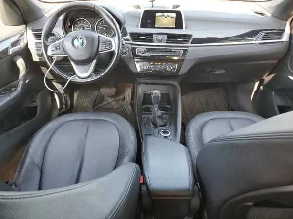WBXHU7C32J5H45283 2018 BMW X1 - Image 8