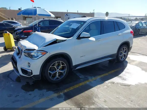 WBXHU7C32J5H45896 2018 BMW X1 - Image 2