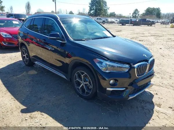 WBXHU7C32J5L08316 2018 BMW X1 - Image 1
