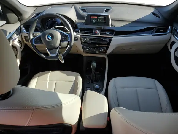 WBXHU7C32J5L09594 2018 BMW X1 - Image 8