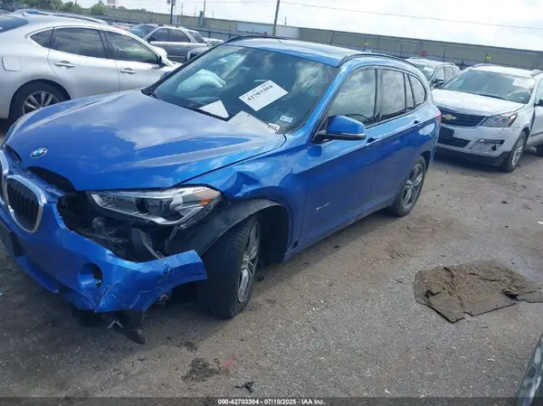 WBXHU7C33H5D71681 2017 BMW X1 - Image 2