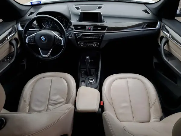 WBXHU7C33H5H33279 2017 BMW X1 - Image 8