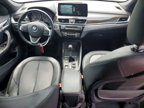 WBXHU7C33H5H36022 2017 BMW X1 - Image 8